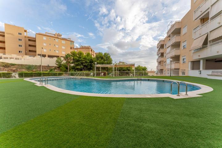 Tu vivienda en SANTA POLA en URBANIZACION CERRADA CON PISCINA photo 0