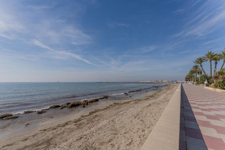 VIVIENDA FAMILIAR DE 3 HABITACIONES CON VISTAS AL MAR photo 0