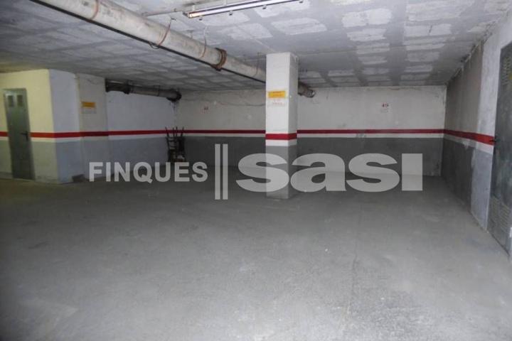 6 PLAZAS DE PARKING EN POBLE SEC photo 0