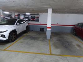 PARKING PARA COCHE ZONA HOSPITAL photo 0