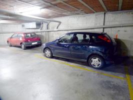 PARQUING EN ALQUILER ZONA POBLE SEC photo 0