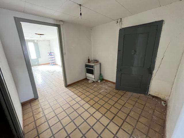 Oportunidad, piso en centro con 125m2, ascensor, orient Sur, cerca de todo para hacer a tu gusto photo 0