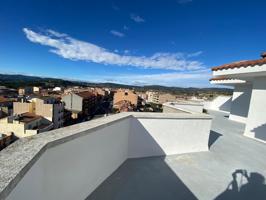 Impresionante Atico Esquinero, 4 dormitorios, 2 baños y terraza de 80m2. photo 0