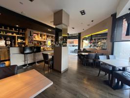 Fantastico Local en Venta con negocio totalmente reformado en Igualada por 145.000€. photo 0