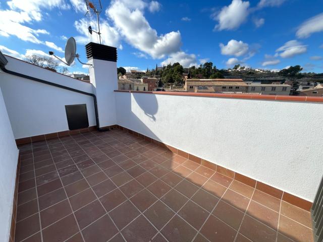 Obra nueva. Espectacular Dúplex en Sant Marti de Tous con terraza y pk doble por 171.000 Eur photo 0