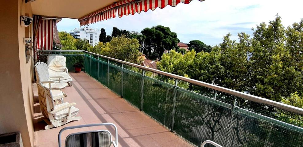 Fantastico PIso en Salou, 3 dormitorios, 2 baños y terraza con vistas espectaculares. photo 0