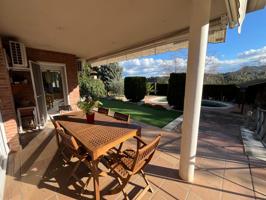 MAGNIFICA CASA SOBRE PARCELA DE 900M EN IGUALADA - SESOLIVERES photo 0