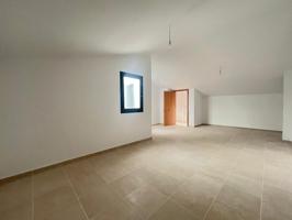 ÚLTIMO DÚPLEX EN VENTA. OBRA NUEVA EN SANT MARTI DE TOUS photo 0