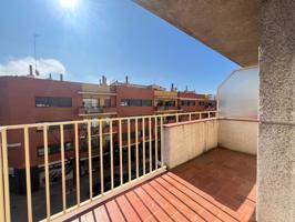 Piso para entrar a vivir 4 habitaciones, salida, ascensor y trastero por 137500 Eur photo 0