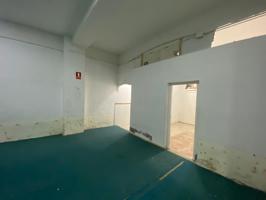 Local Comercial en Vilanova del cami de 150m2 , diafano con muchas posibilidades. photo 0