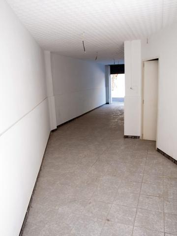 Oportunidad Local comercial a 2 calles en Vilanova del Cami de 50m2. photo 0