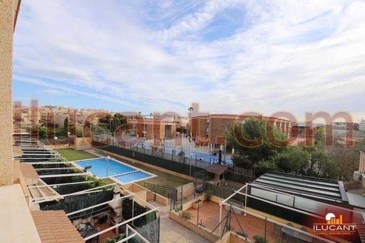 Unifamiliar Pareada En venta en San Agustin, Alicante photo 0