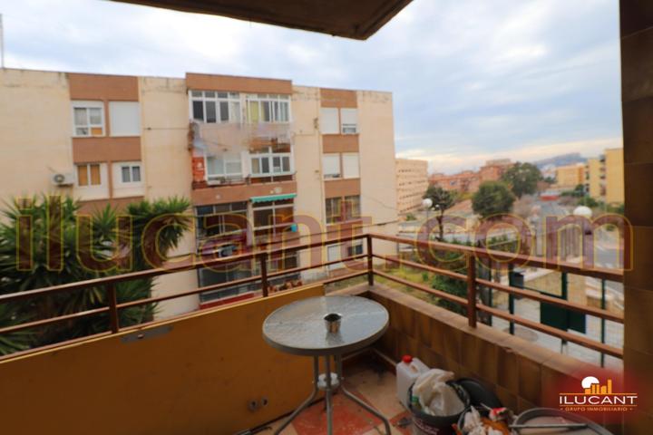 Piso En venta en Juan Xxiii, Alicante photo 0