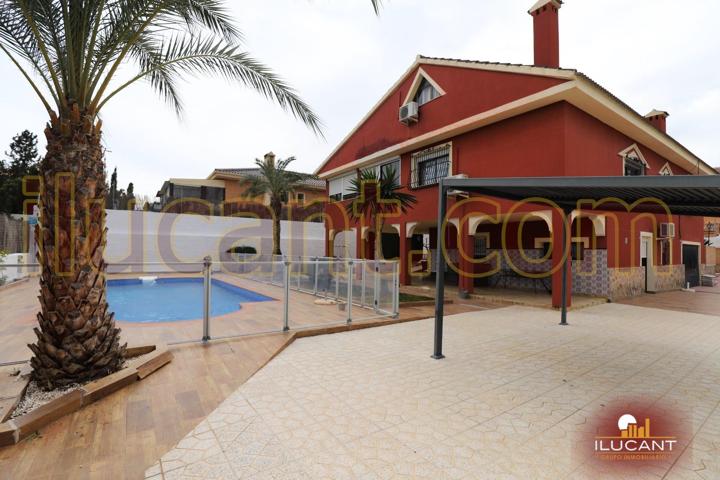 ESPECTACULAR CHALET, URBANO, 3 PLANTAS, PISCINA. URB. LA HUERTA. photo 0