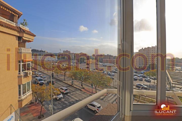 Piso En venta en Los Angeles, Alicante photo 0