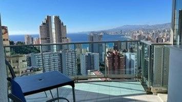 La Torre​ un rascacielos de 158 metros ubicado en Benidorm, Alicante (España) (cl) photo 0