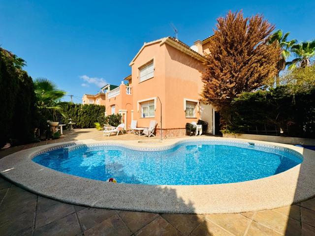 Excelente Chalet en El Albir, con piscina propia, 4 hab, 3 baños y 500m2 de parcela. Milpisos.es photo 0