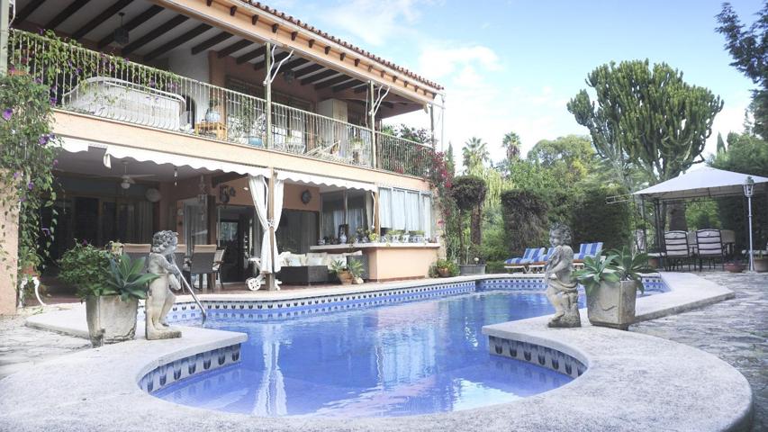 Casa En venta en La Nucia, La Nucía photo 0