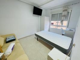 Piso de 4 habitaciones photo 0