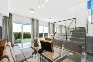 BUNGALOW CON PISCINA photo 0