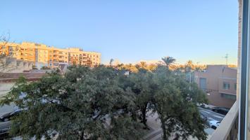 SECTOR 5, VIVIENDA MUY LUMINOSA, OBRA SEMINUEVA, CON ASCENSOR Y EXCELENTES VISTAS. photo 0