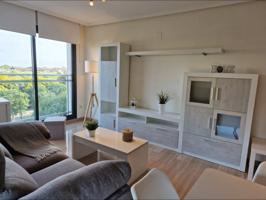 Piso de un dormitorio, muy luminoso, con mobiliario actual,  frente al jardín del  rio Turia !! photo 0