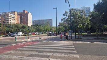 Plaza de garaje en alquiler photo 0
