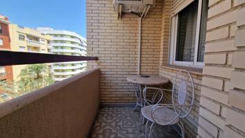 Bonito piso de tres dormitorios, dos baños y plaza de garaje, listo para entrar a vivir!! photo 0