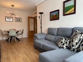 Tu hogar ideal en Malvarrosa: 3 hab., parking y vistas al parque photo 0