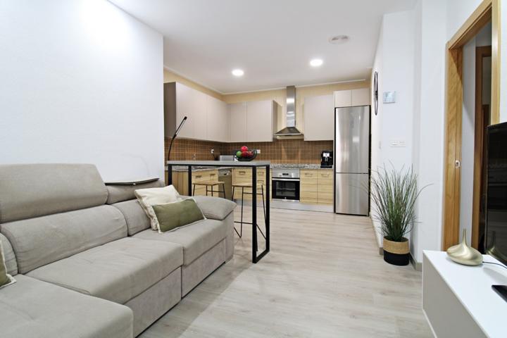 ¡MIRA QUE MONADA DE VIVIENDA, LISTA PARA ENTRAR A VIVIR, CON ENTRADA INDEPENDIENTE!. photo 0