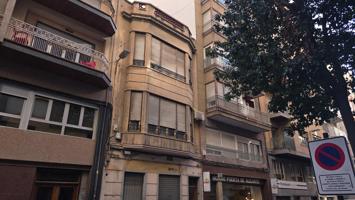 EDIFICIO DE TRES PLANTA mas TERRAZA photo 0