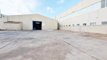 ¡Oportunidad única en el Polígono Industrial de la Garganta de Crevillente! photo 0