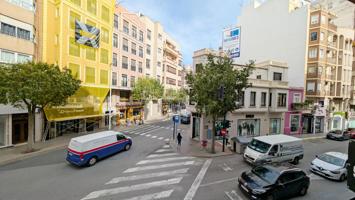 ¡JUNTO CORAZÓN DE JESUS, 125 M2, PATIO DE 20 M2, CON ASCENSOR! photo 0