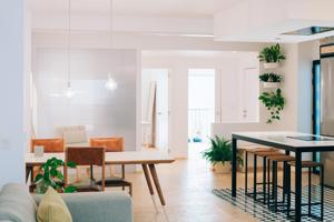 ¡TU HOGAR EN EL RAVAL, LUZ Y DISEÑO A UN PASO DEL CENTRO! photo 0