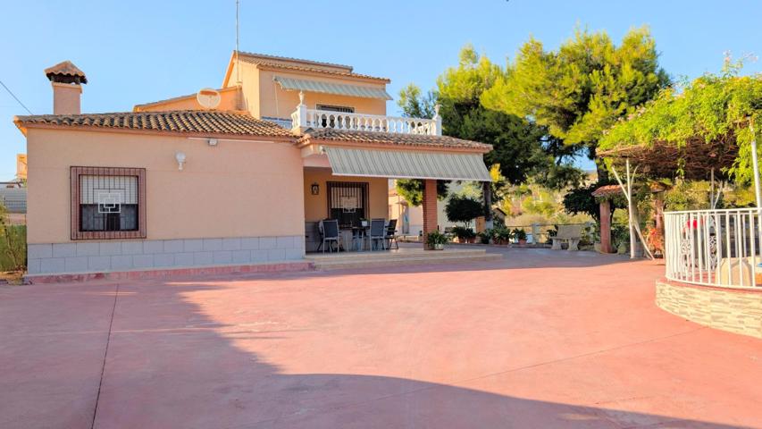 🏡 Exclusivo chalet en Partida El Moco, Albatera – Un oasis privado rodeado de naturaleza photo 0