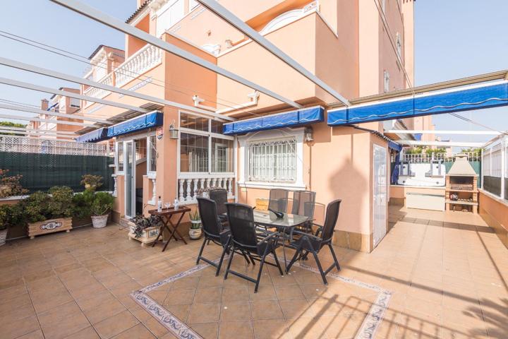 Triplex en Santa pola, esquina con 4 habitaciones, 3 baños, 3 terrazas y sotano photo 0