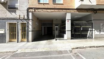 AMPLIA PLAZA DE GARAJE photo 0