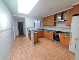 ESTUPENDA CASA A LA VENTA EN ROTGLA I CORBERA photo 0