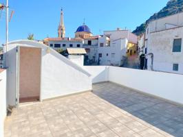 CASA REFORMADA CON TERRAZA photo 0