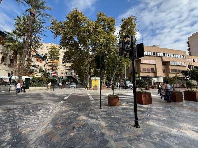 VENTA PISO MUY CENTRICO EN GRAN VIA ALFONSO X EL SABIO, 150M2., 4 DORMITORIOS, 2 PLAZAS DE GARAJE photo 0