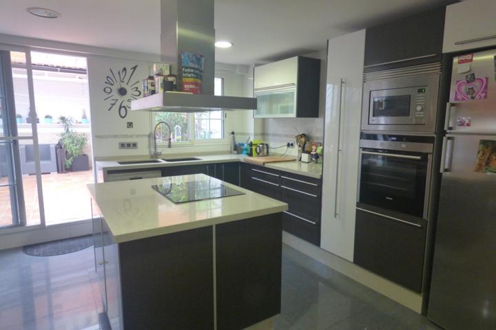 junto a Parque Científico de la Universidad de Valencia. photo 0