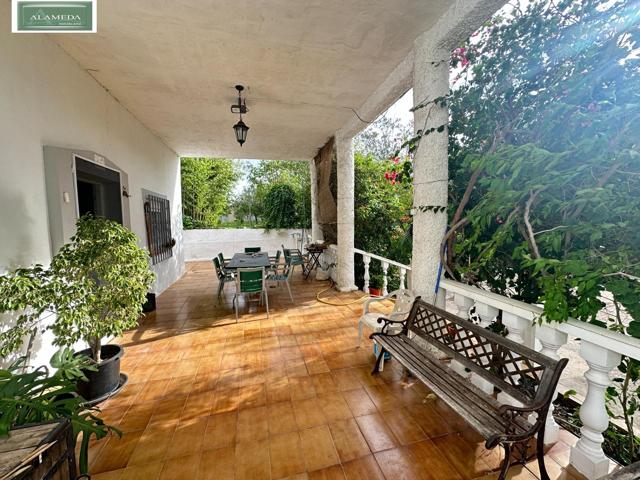 Chalet en Monserrat. photo 0