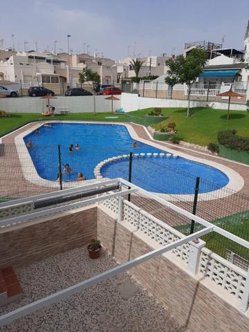 REF.- 28 – Bungalow con jardín y piscina en Los Balcones – Torrevieja photo 0