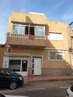 REF.- 70 – Vivienda grande con local en bajo en Torrevieja Centro photo 0