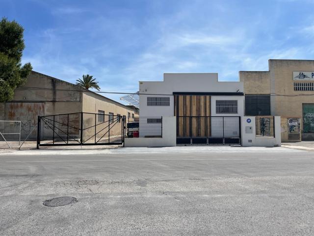 REF.- 81 - Nave en venta en Polígono Industrial - Bigastro photo 0