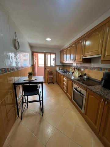 REF.- 98 Amplio Piso con Garaje y Trastero en venta en Agost photo 0
