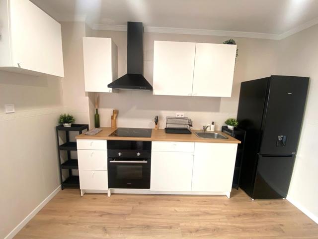 Ref.- 146 - Piso reformado y amueblado en el centro de Elda photo 0