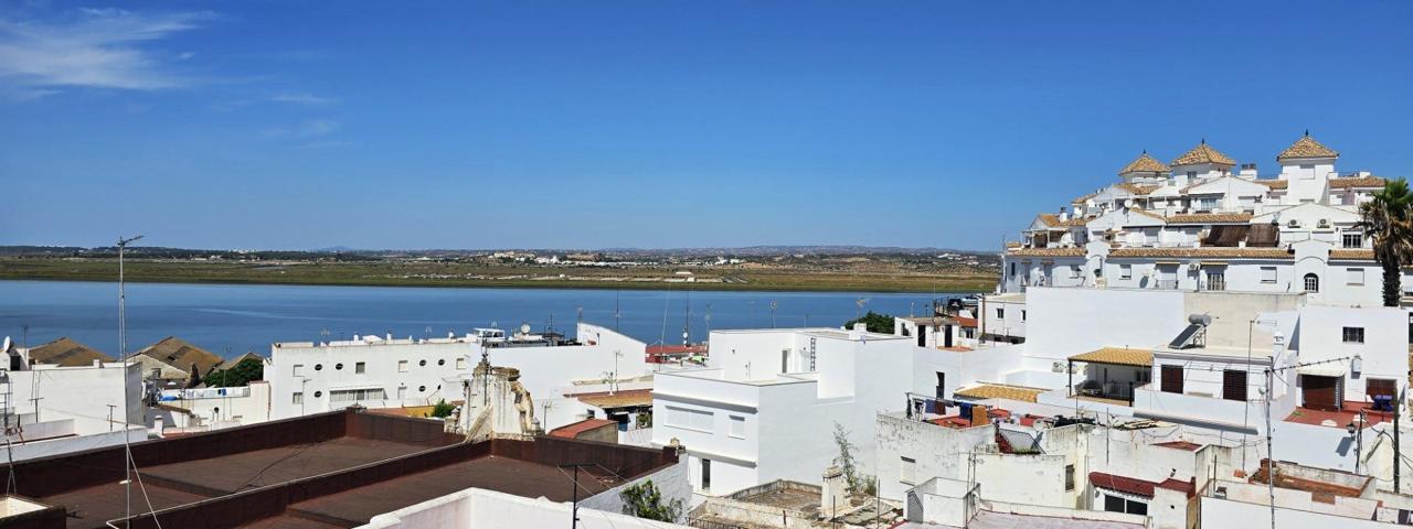 Casa con Vista al Río Guadiana en el Barrio de La Villa, Ayamonte photo 0