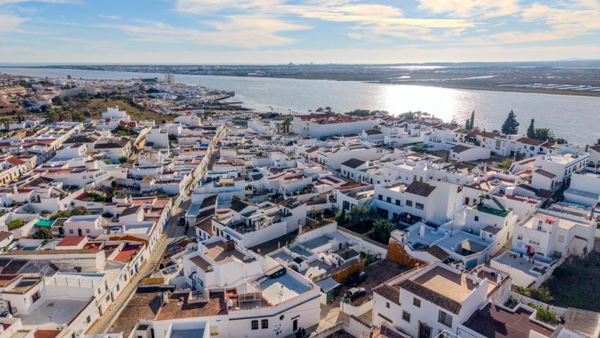 Encantadora Casa Reformada en el Corazón de Ayamonte photo 0