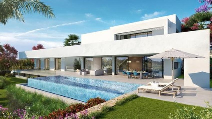 Nueva villa con vistas abiertas al mar y campos de golf en Los Flamingos, Benahavis photo 0